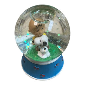 Peanuts Charlie Brown Snoopy Decor Snow Globe OS
